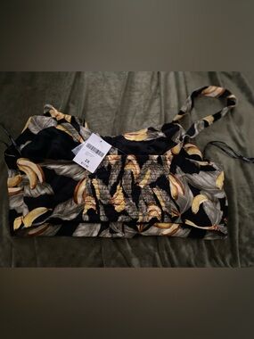 Black Banana Print Smocked Crop Top